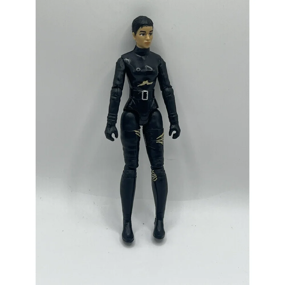 Selina Kyle Catwoman 4
